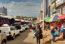 Ciudad del Este, czyli paragwajski Dziki Zachód Ciudad del Este - targowisko